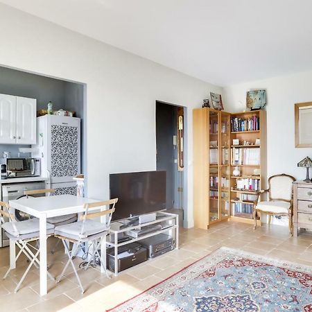 Charming Apartment With Terrace By Weekome باريس المظهر الخارجي الصورة