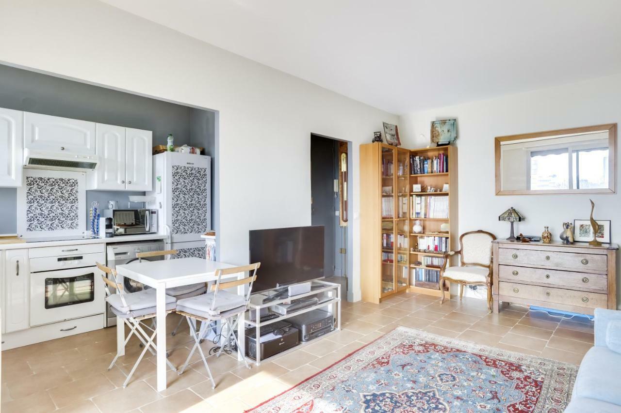 Charming Apartment With Terrace By Weekome باريس المظهر الخارجي الصورة